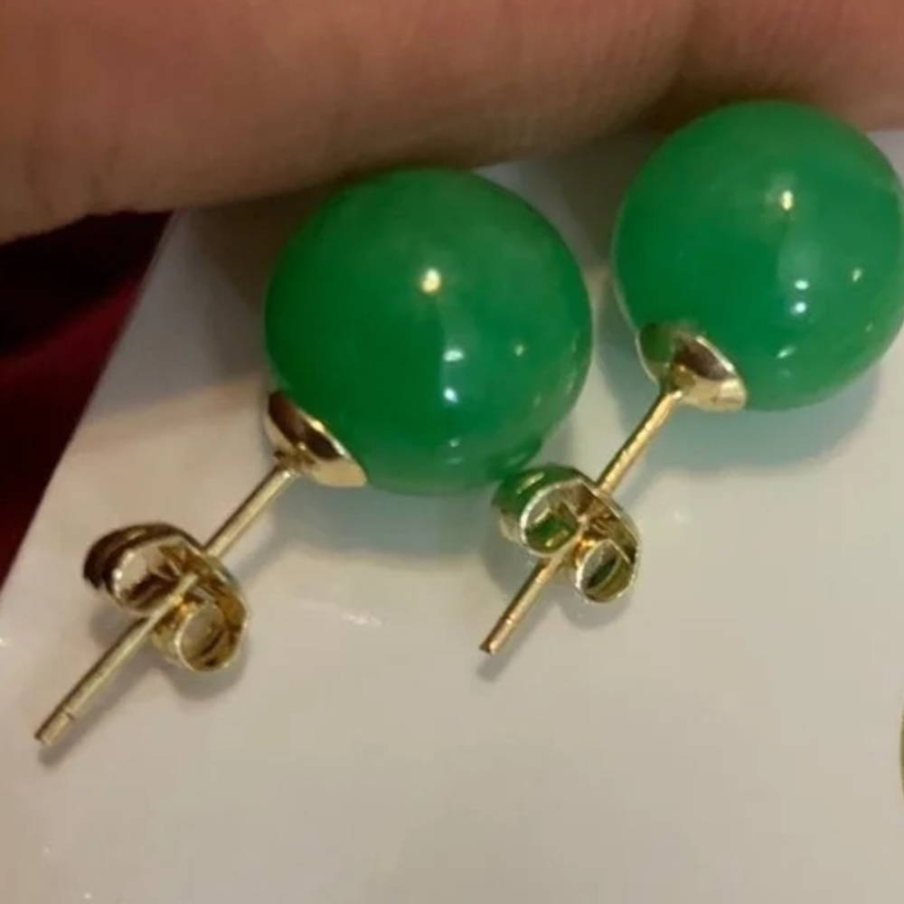 14k gold earrings.